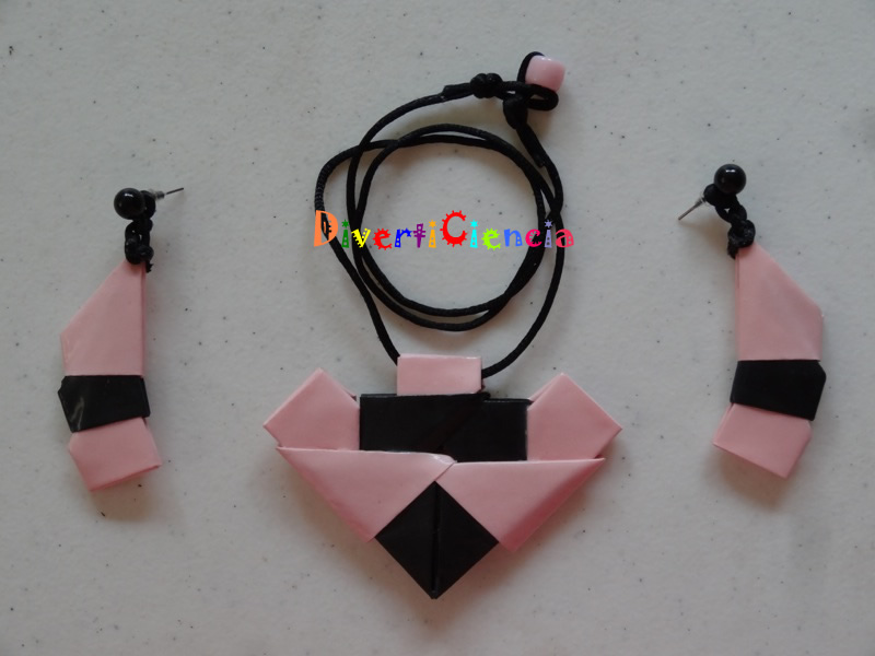 Collar y aretes 