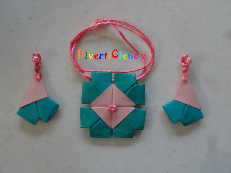 Collar y aretes 