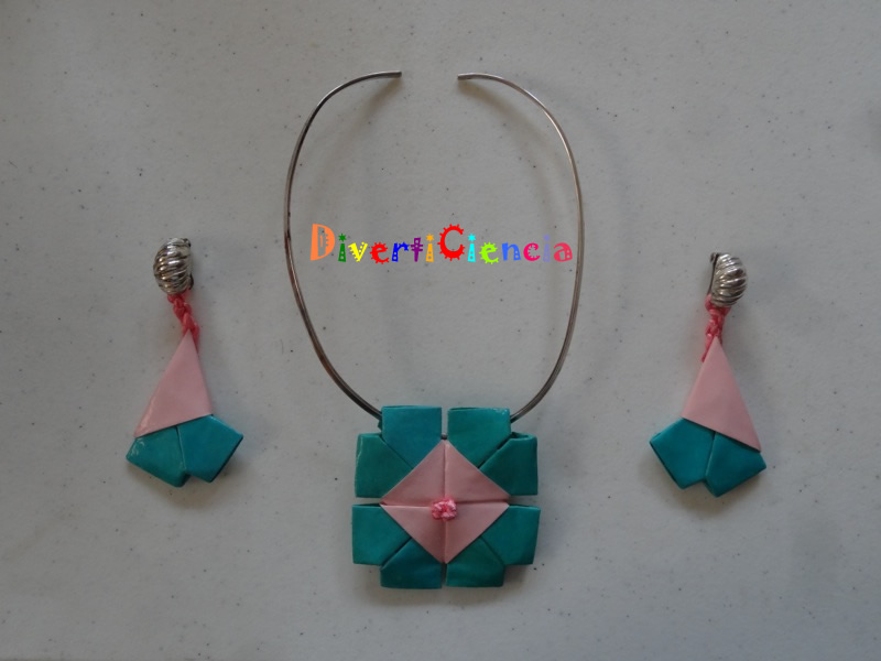 Collar y aretes 