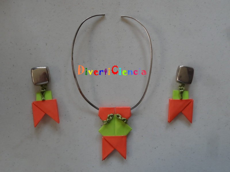 Collar y aretes 