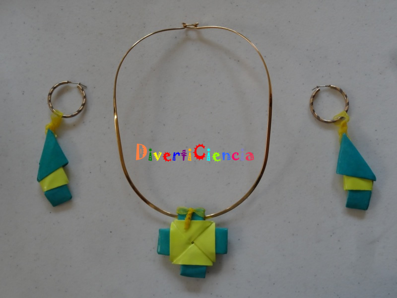 Collar y aretes 
