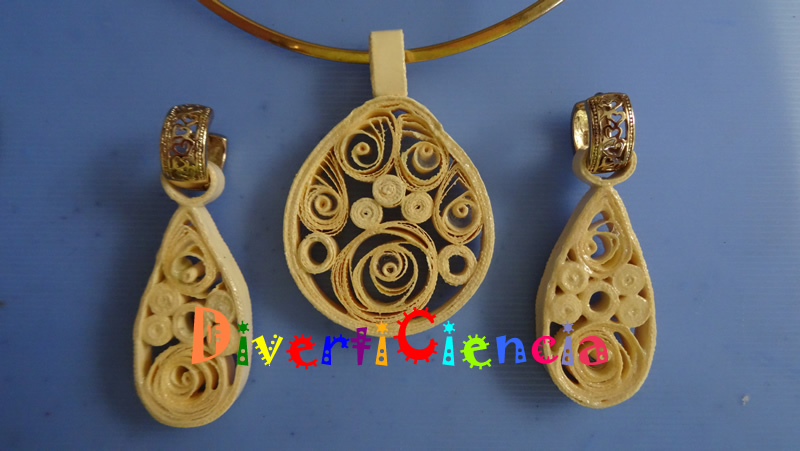 Collar y aretes 