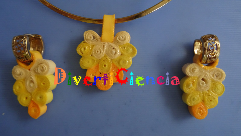Collar y aretes 