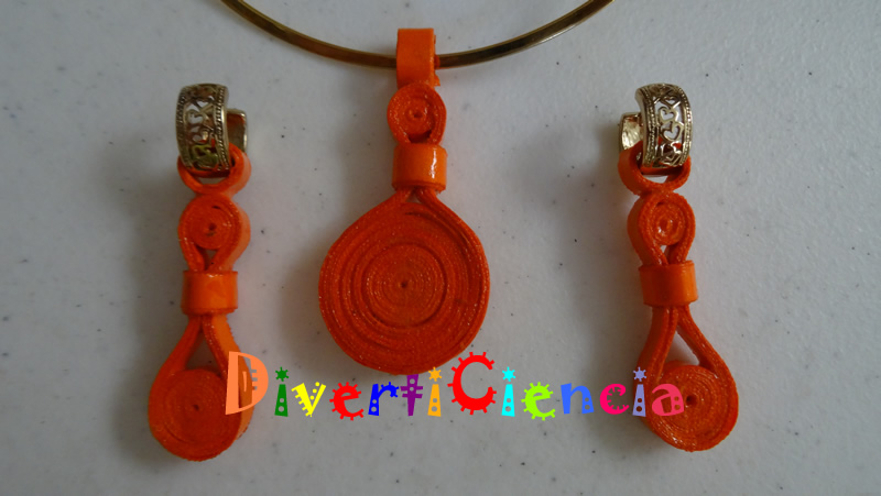 Collar y aretes 