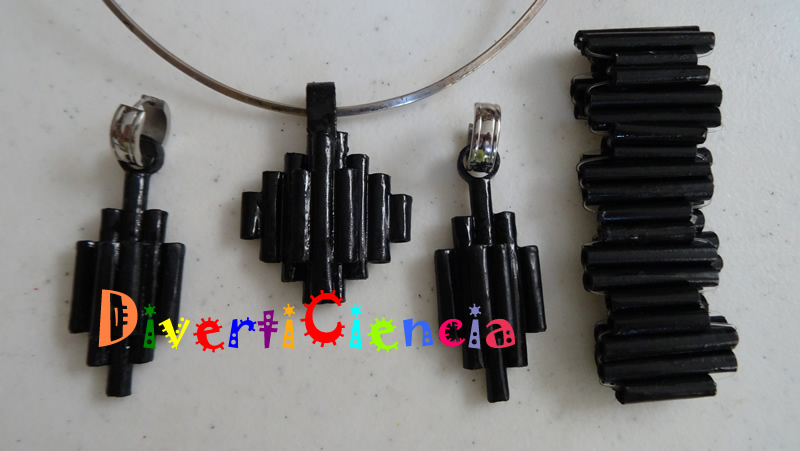 Dije, aretes y pulsera 