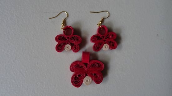 Aretes y dije