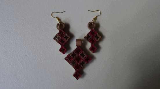 Aretes y dije