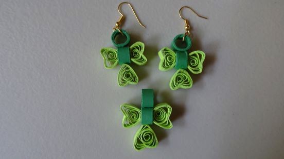 Aretes y dije