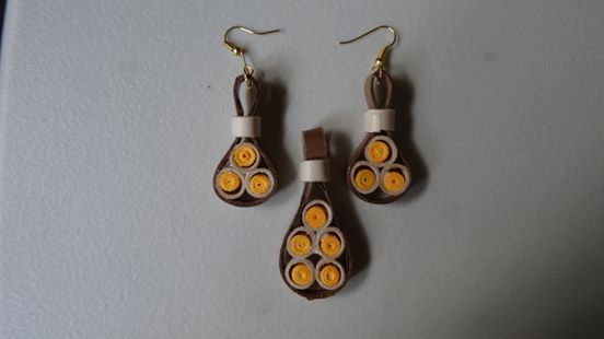 Aretes y dije