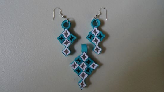 Aretes y dije