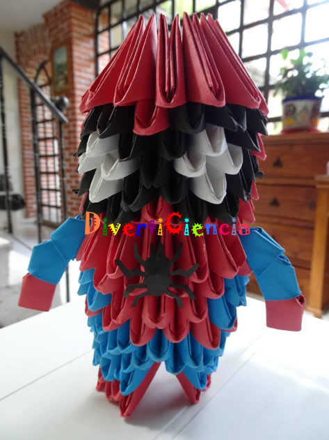 Hombre ara&ntilde;a