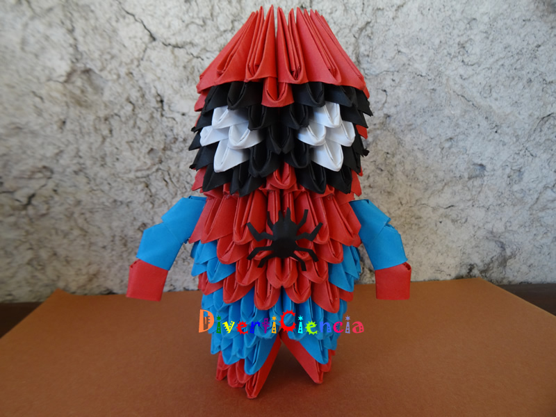 Hombre ara&ntilde;a