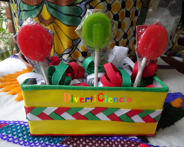 Cajita tricolor