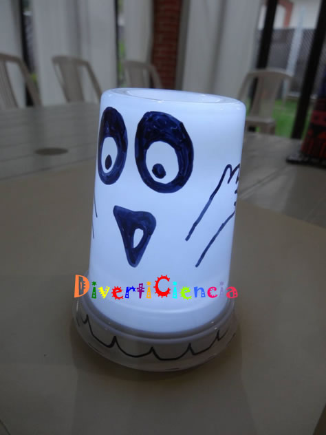 L&aacute;mpara fantasma
